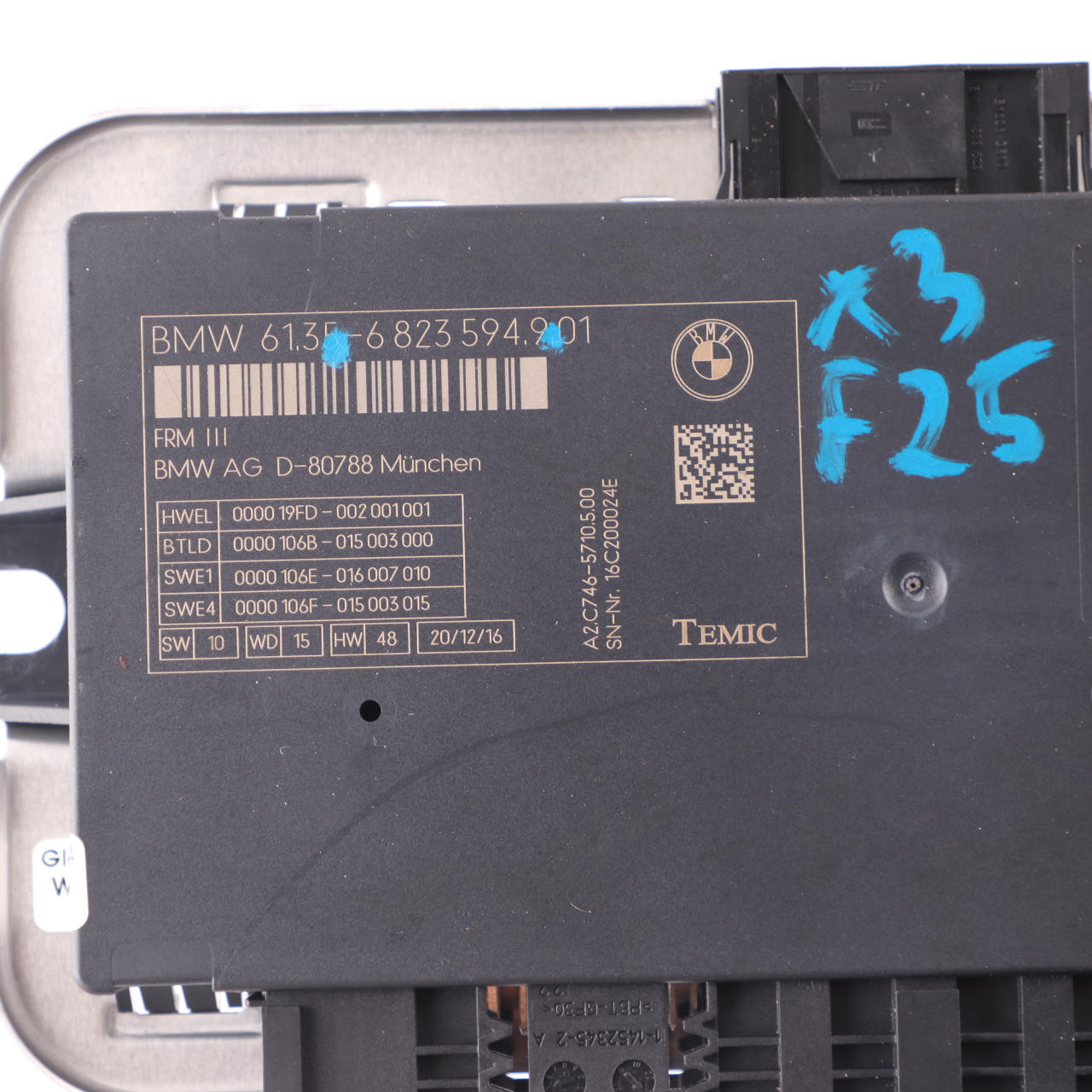 BMW X3 F25 Fußraumlicht-Steuergerät Modul ECU FRM III TEMIC 6823594