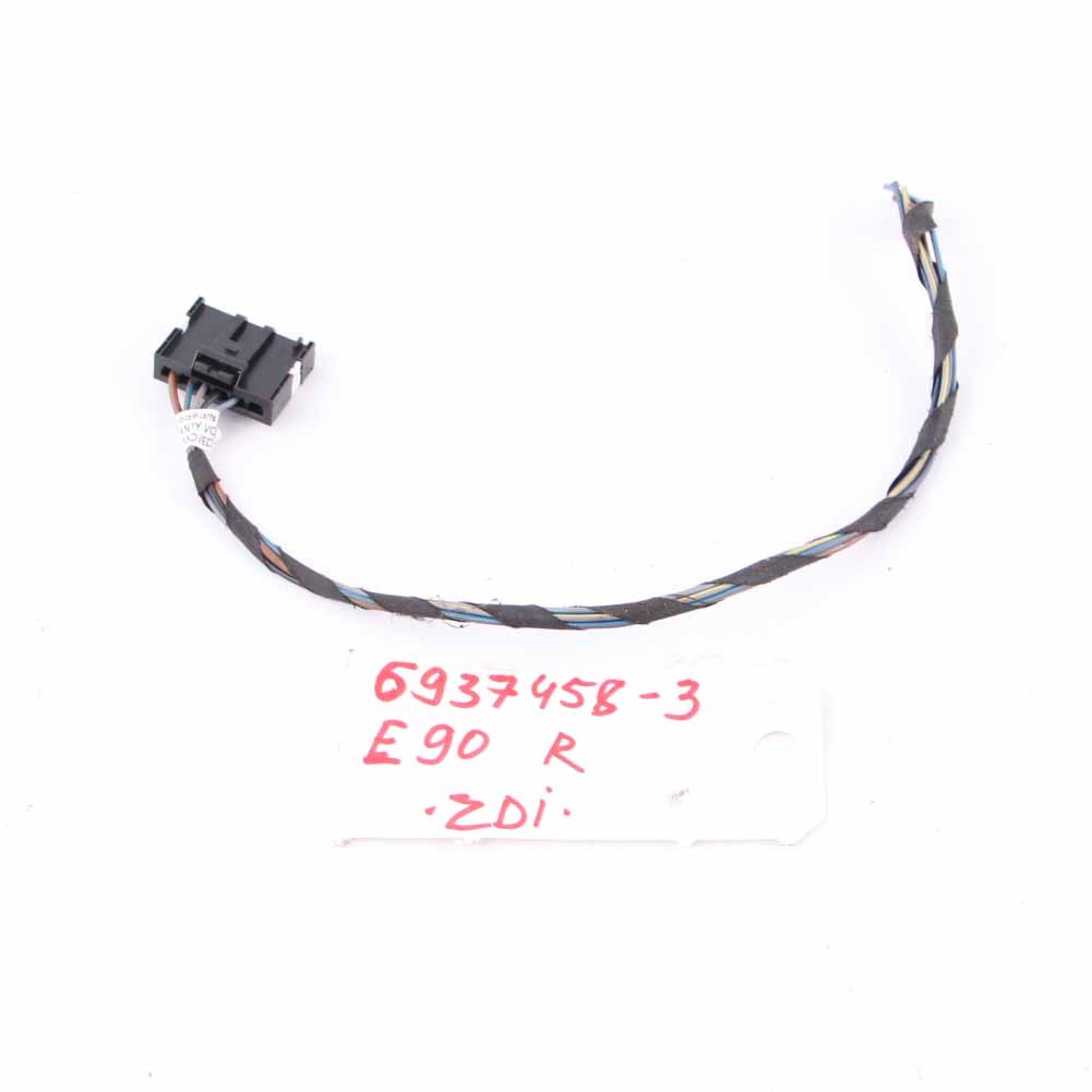 BMW E90 Saloon Rear Back Lamp Light Right Tail O/S Plug Socket Wiring 8369702