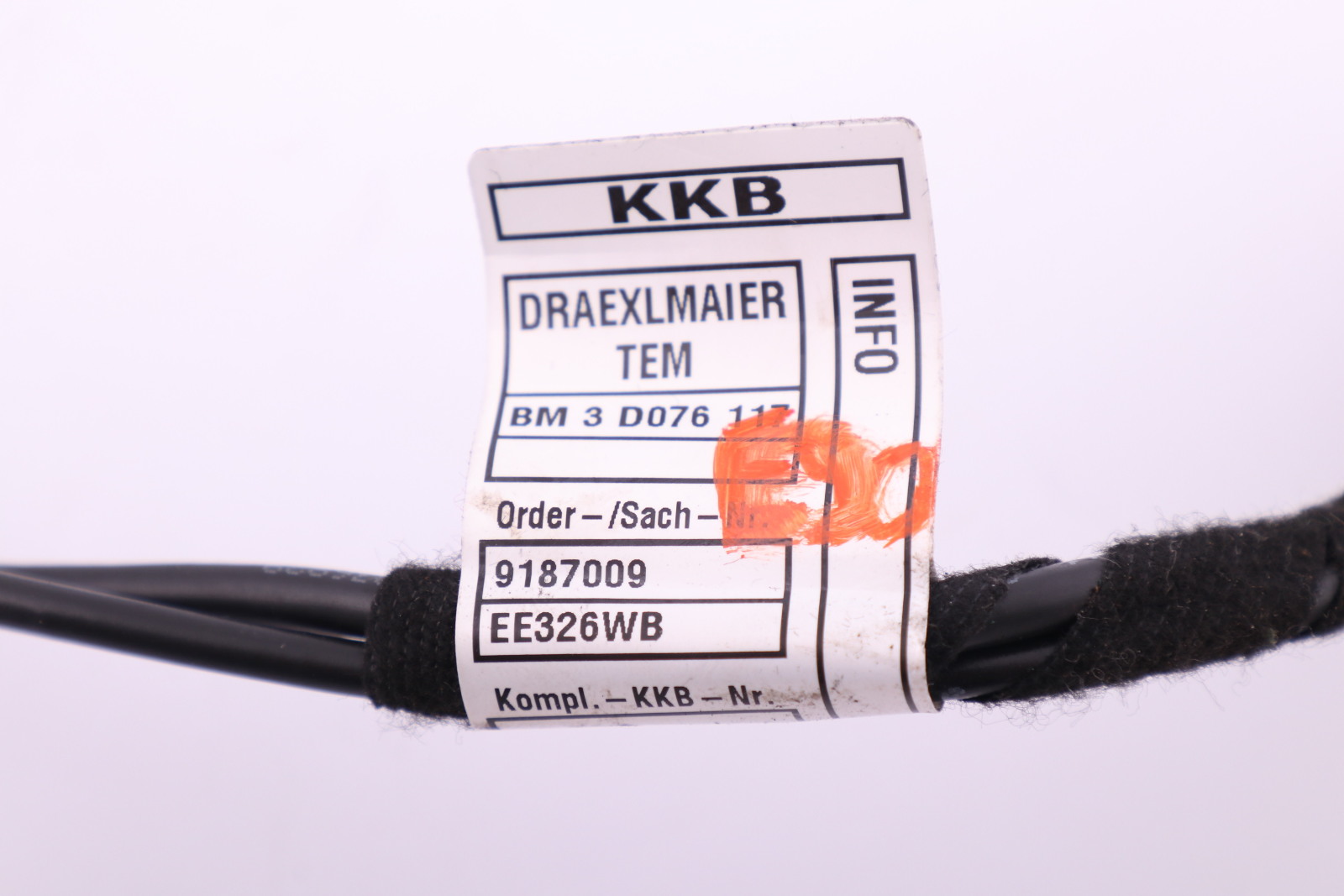 *BMW 3 Reihe E90 E91 E92 LCI Leitung Kabel AUX Und USB 385MM 6940236 9187009