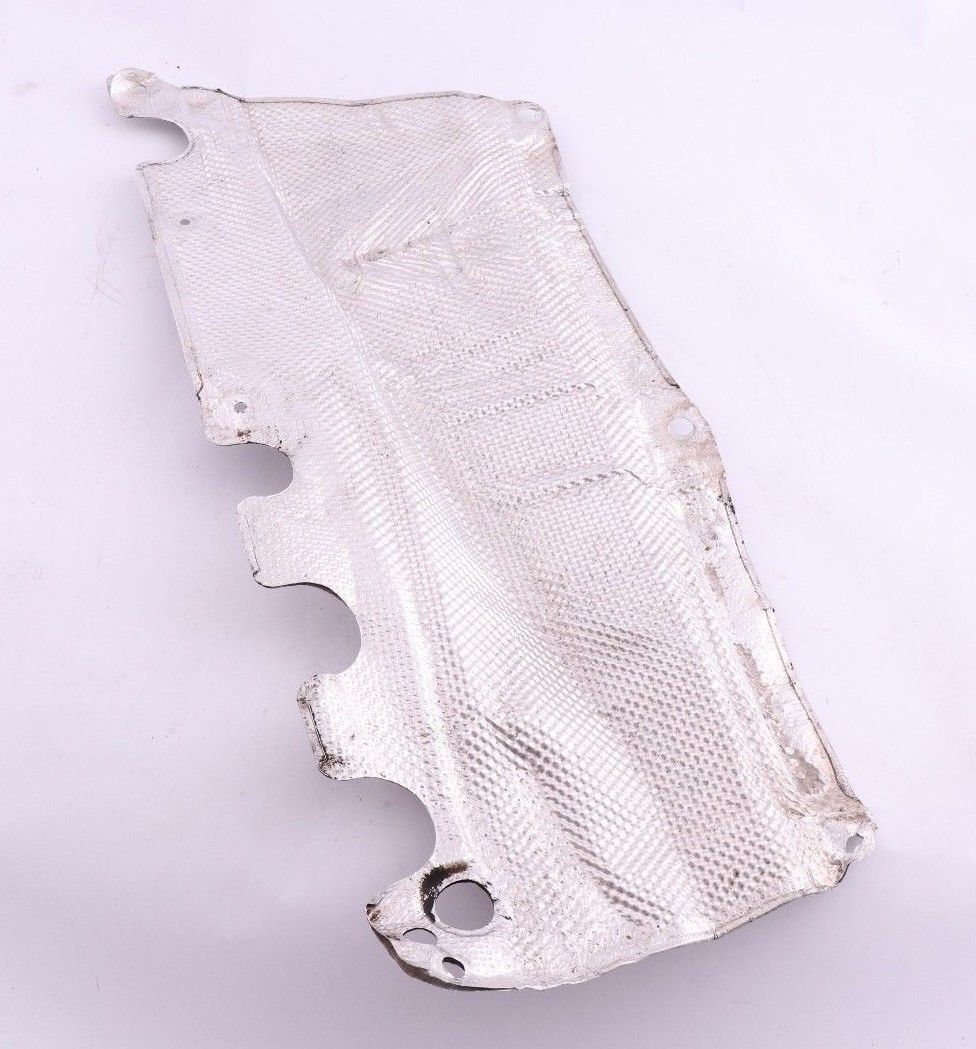 BMW 1 3 er F20 F21 F30 Wärmeisolierung Seite Links N/S Cover Gehäuse 7241767