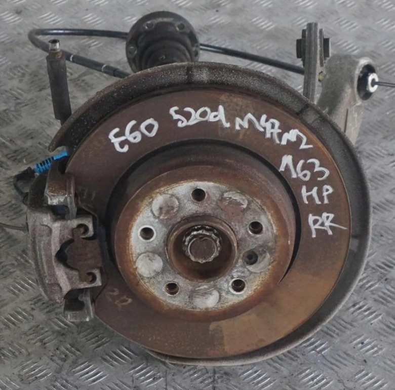 *BMW 5 E60 520d M47N2 Schwenklager Radträger Bremssattel Hinten Rechts