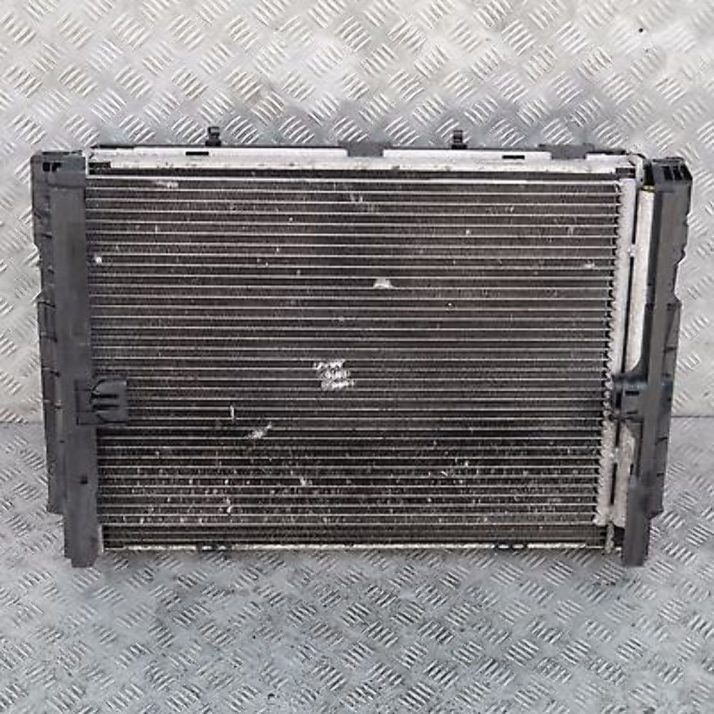 BMW 1 3er e81 e87 e90 e91 N43 Lüfterzarge Mit Lüfter 300W  7563259