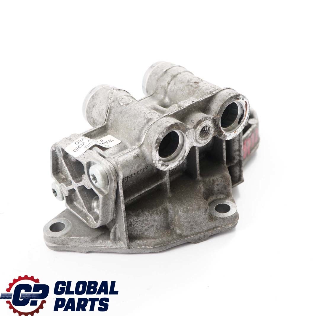 BMW 1 3 E82 E90 E91 E92 N54 Benzin Thermostat Gehäuse Halter 7573212