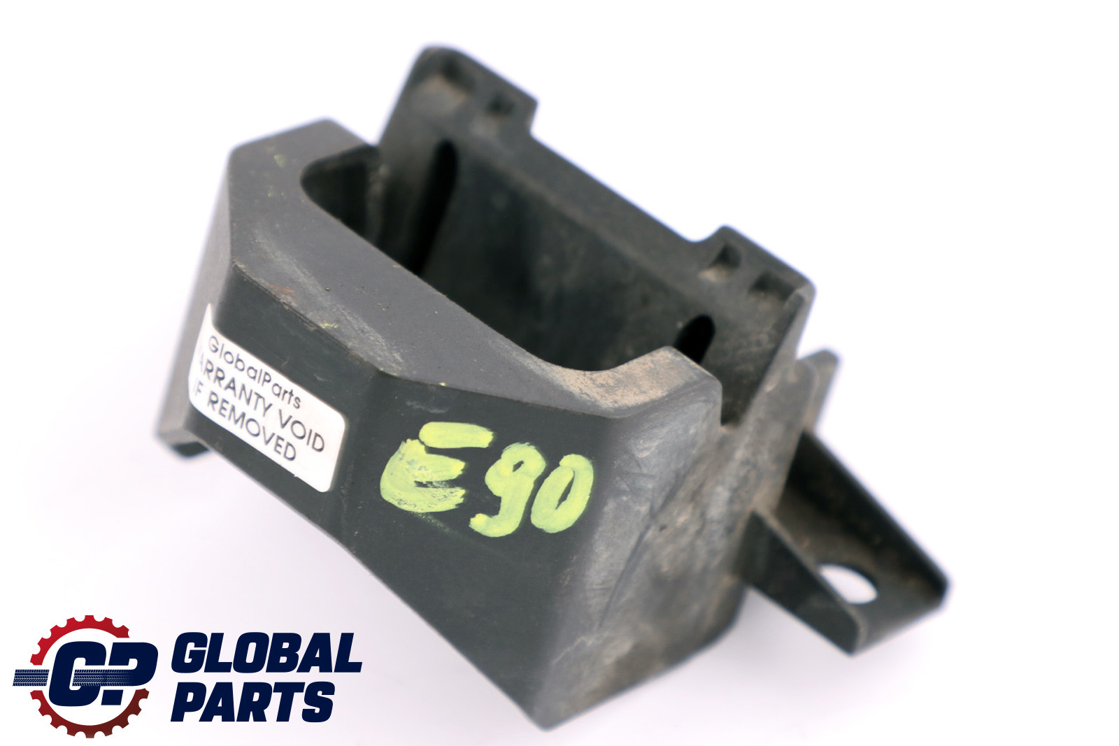 BMW 1 3 er E81 E82 E87 E90 Halter Kühler Unten 7591647