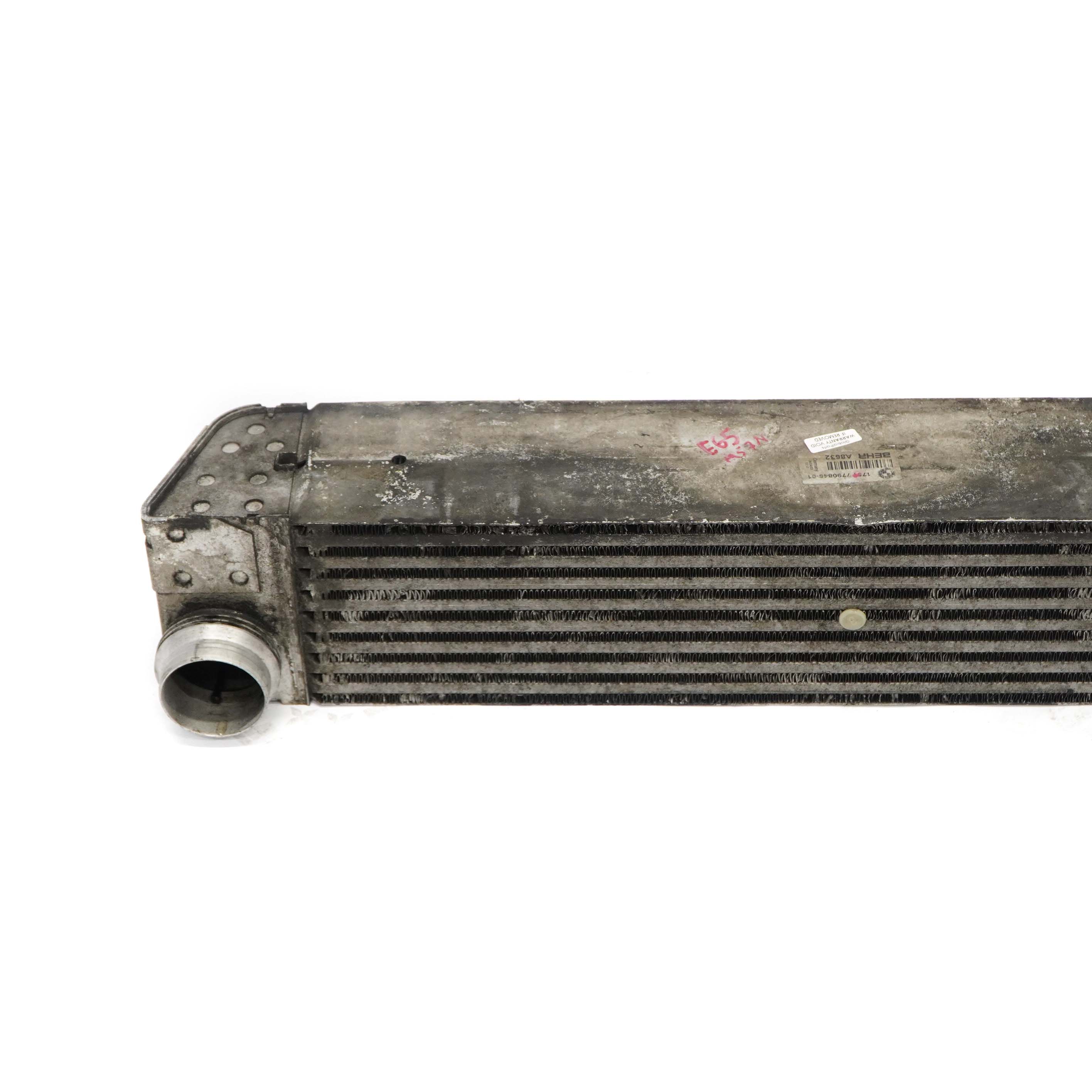 BMW 7 er E65 730d M57N Ladeluftkühler Ladeluft Kühler Intercooler 7790846