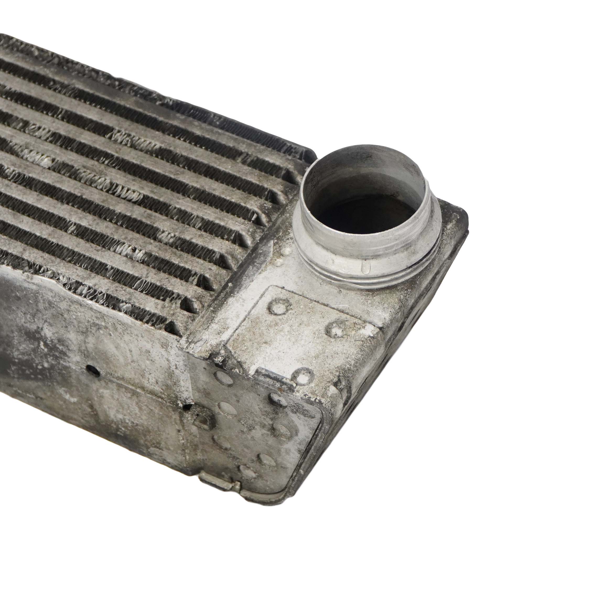 BMW 7 er E65 730d M57N Ladeluftkühler Ladeluft Kühler Intercooler 7790846