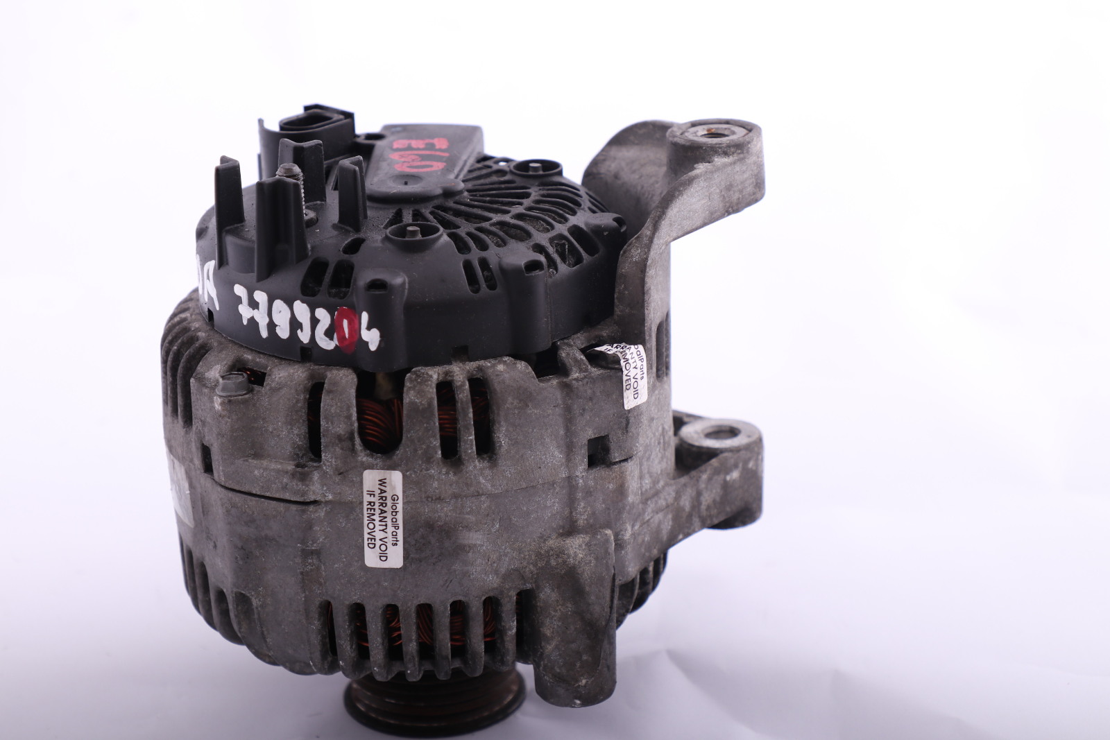 BMW 3 5 7 er E90 E60 E61 E63 E64 E65 E83 LCI Kompakt Generator VALEO 170A