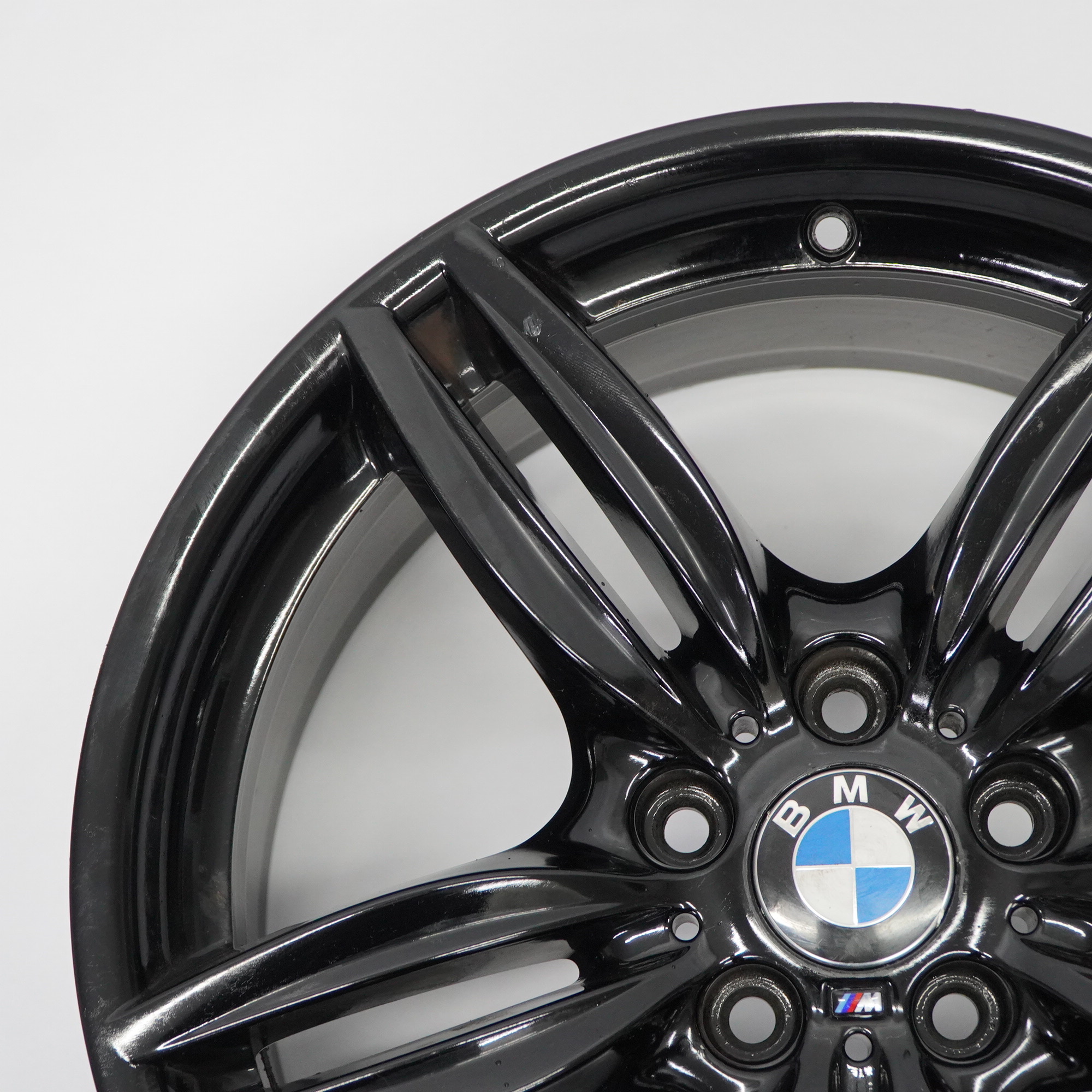 BMW F10 F12 Schwarzes Hinterrad Leicht metall felge 9J 19" ET:44 7842653