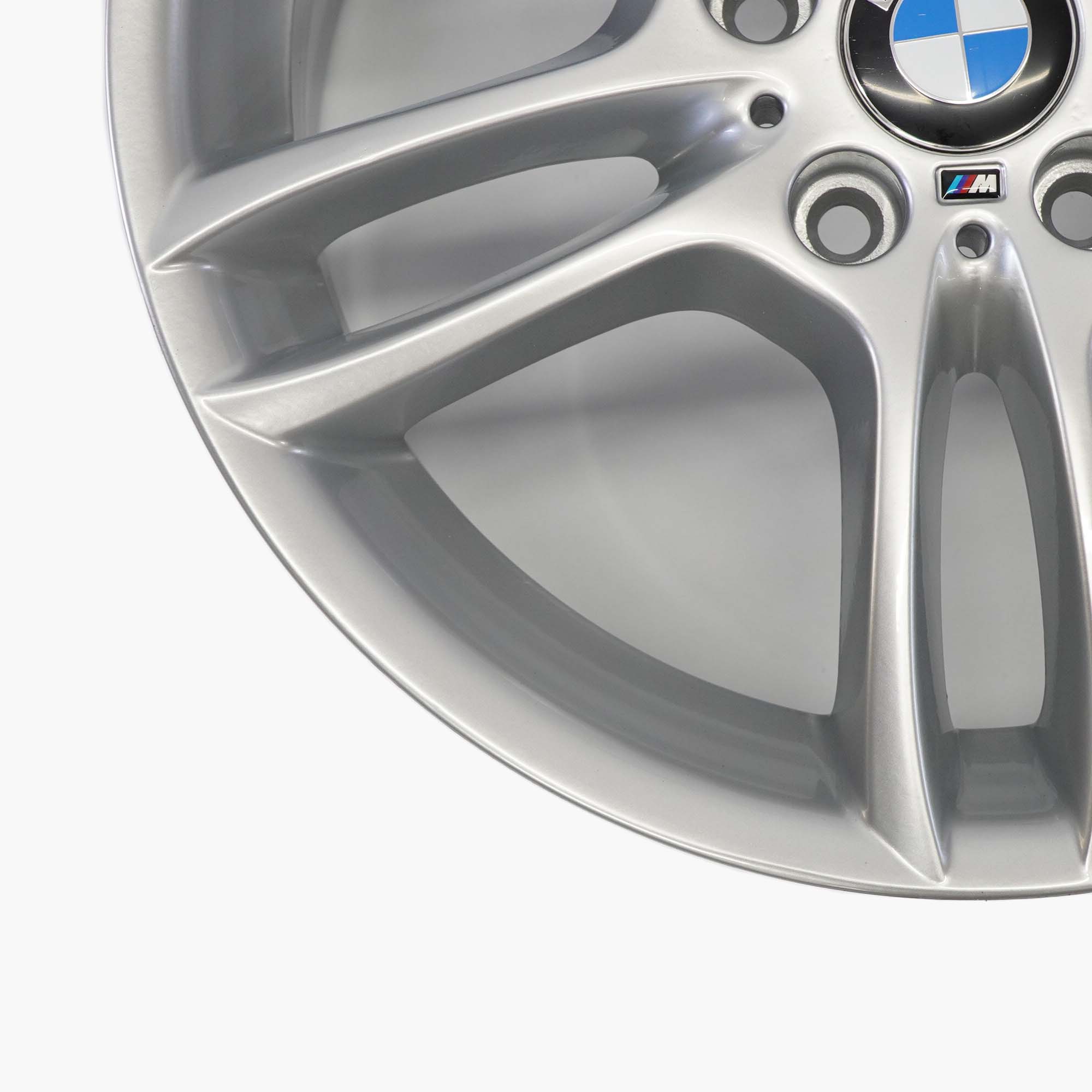 BMW E81 E82 E87 Alu Felge Alufelge Hinten 18" M Doppelspeiche 261 8,5J 7891051