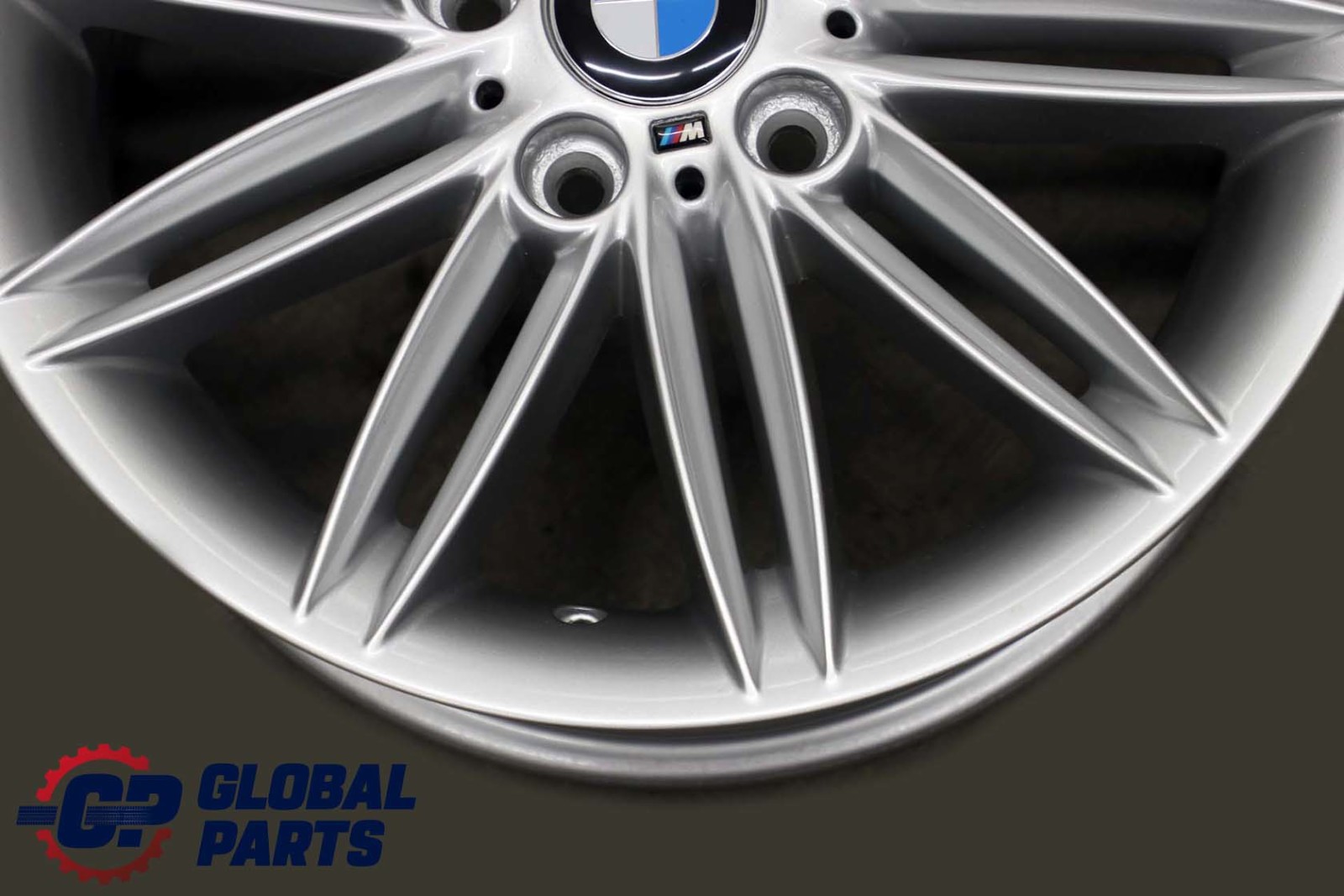 BMW 1 er E81 E87 Alu Felge Felgen Alufelge 17" M Doppelspeiche 207 7J 8036937