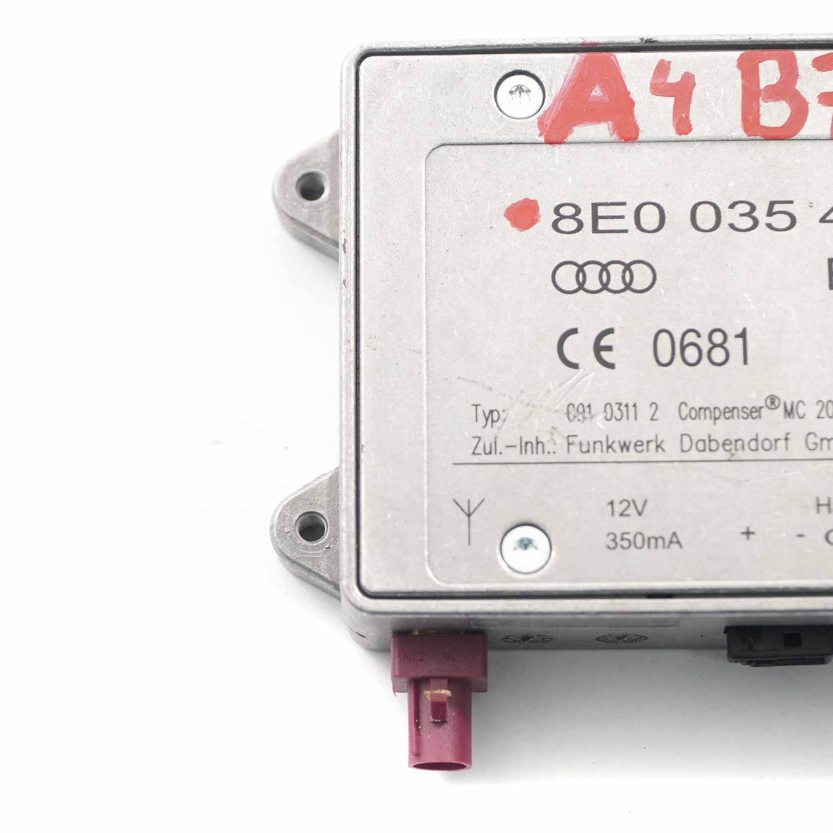 Audi A4 B7 Antenne Verstärker Antennenmodul Steuergerät 8E0035456B