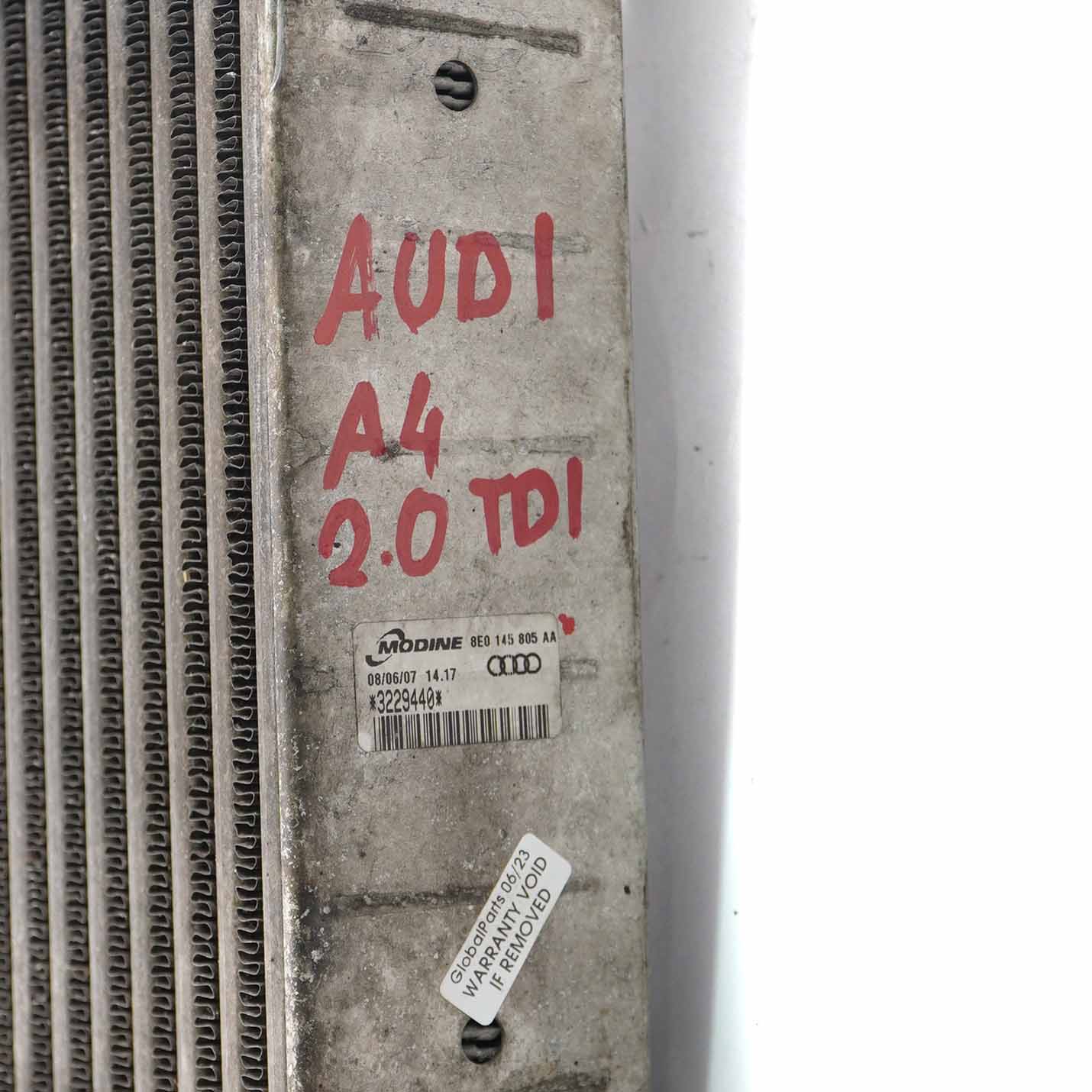 Audi A4 B7 2.0 TDI Diesel Ladeluftkühler Kühler 8E0145805AA