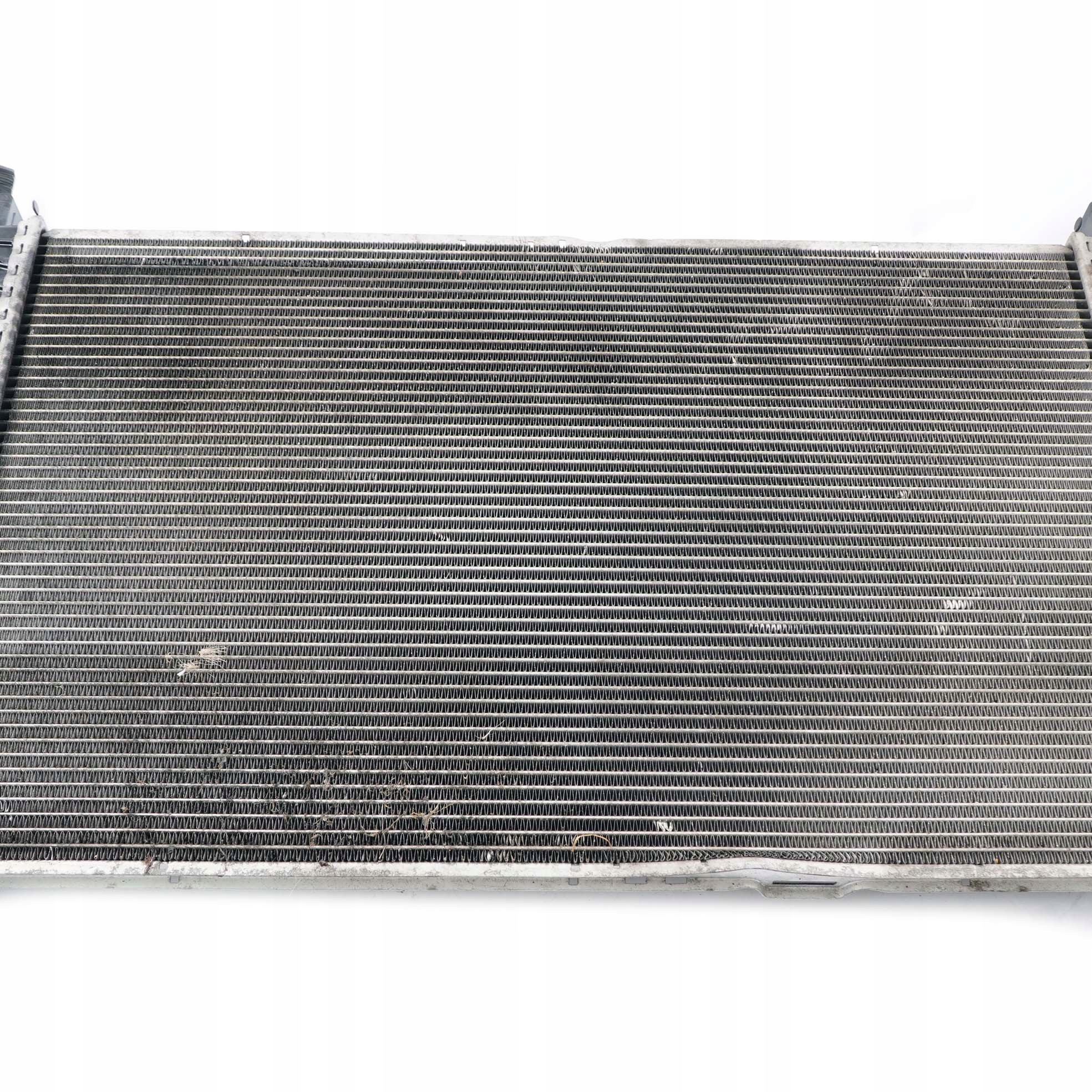 Mercedes-Benz C-Klasse W203 Motorkühlung Kühler Radiator Benzin A2035000503