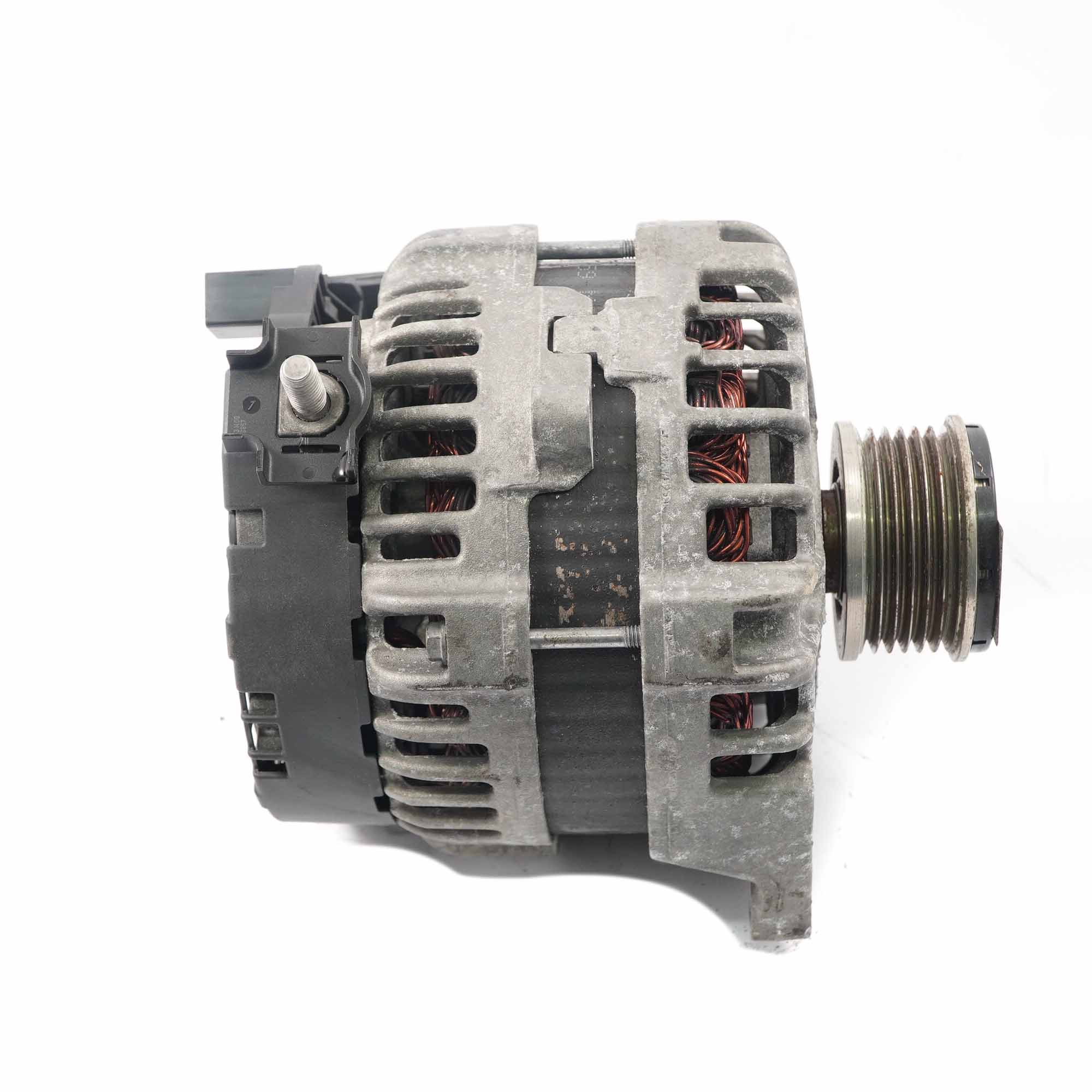 Mercedes W176 W246 Diesel Motor Alternator Generator Valeo 175A A0009063822