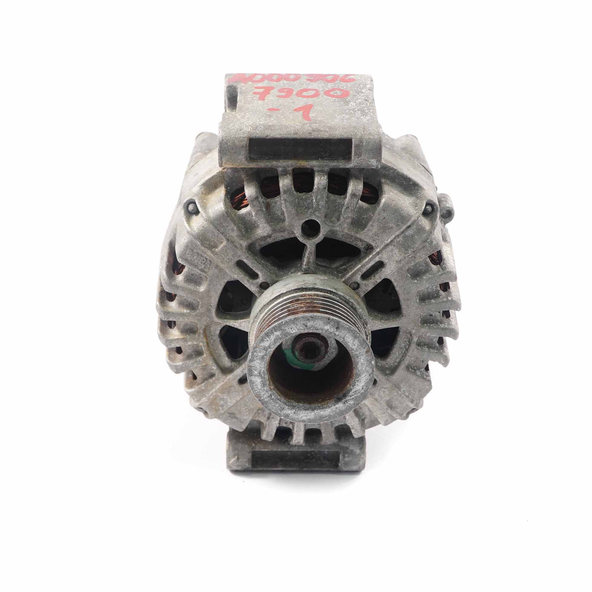 Mercedes W204 W212 Diesel Motor Alternator Generator Valeo 180A A0009067900