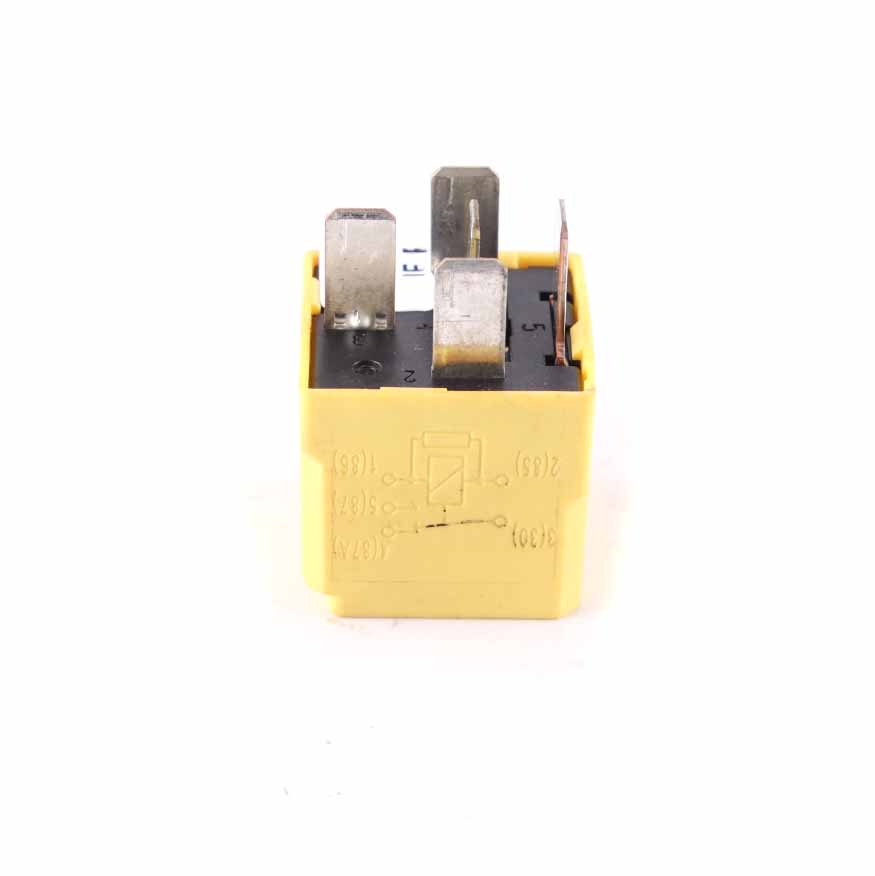 Relais Mercedes W176 W246 5-polig gelb Hella 12V A0025428919