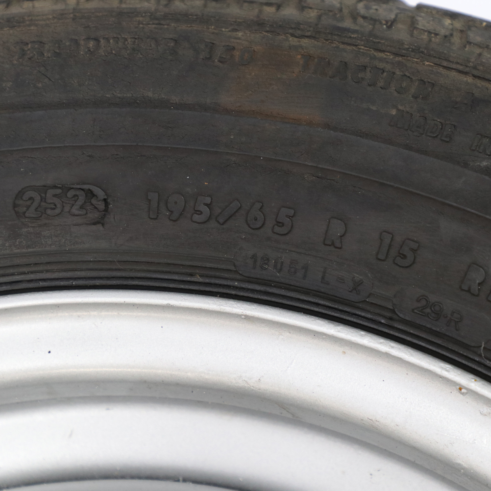 Mercedes W124 Stahl felge Bereifung Continental 195/65 R15 6,5J A1244001202