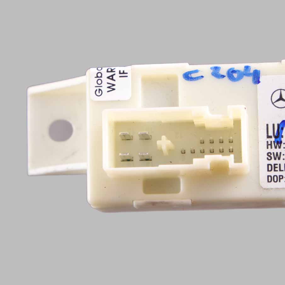 Mercedes W204 Headlight Level Sensor Leveling Control Unit Module A1669003401