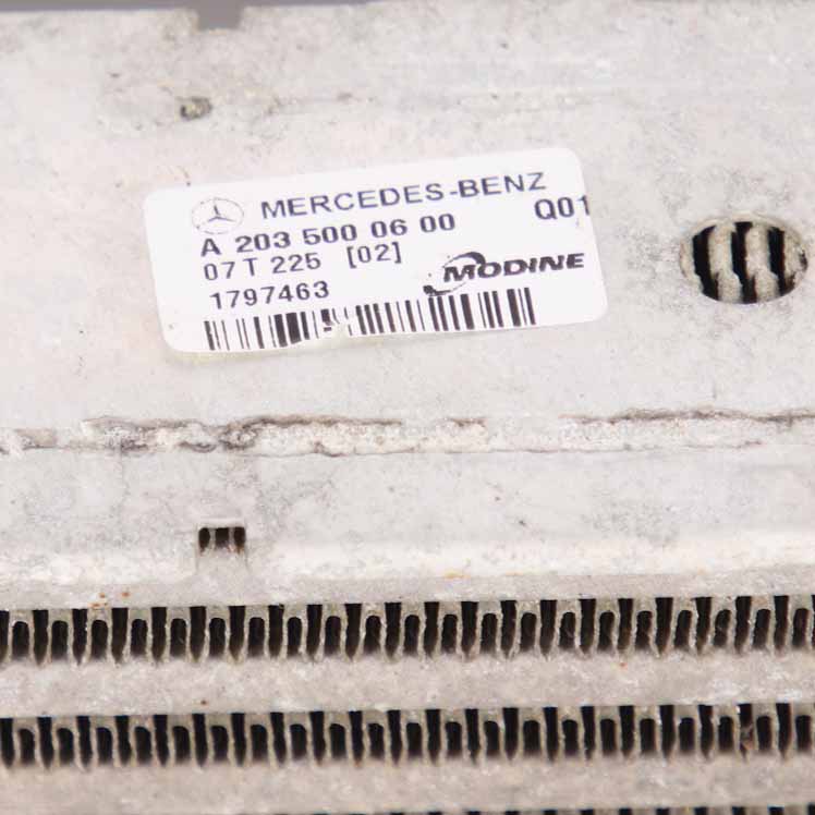 Mercedes R171 W203 W209 M271 Ladeluftkühler Ladeluftkühler Kühler A2035000600