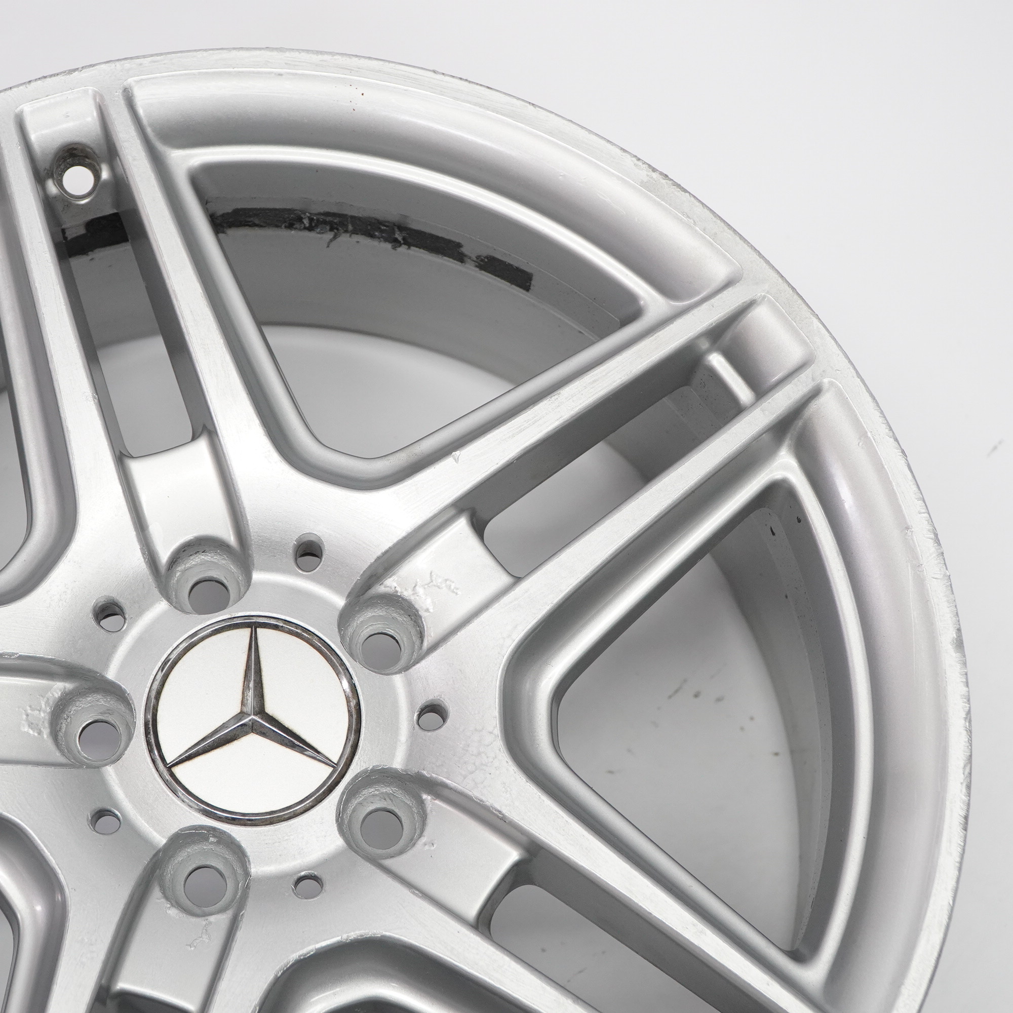 Mercedes W204 AMG Vorderseite Silber Felge 18" ET:50 8J A2044014102