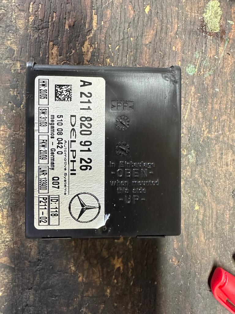 Mercedes-Benz C E Klasse W203 W211 Alarm Abschleppschutz Steuergerät ECU