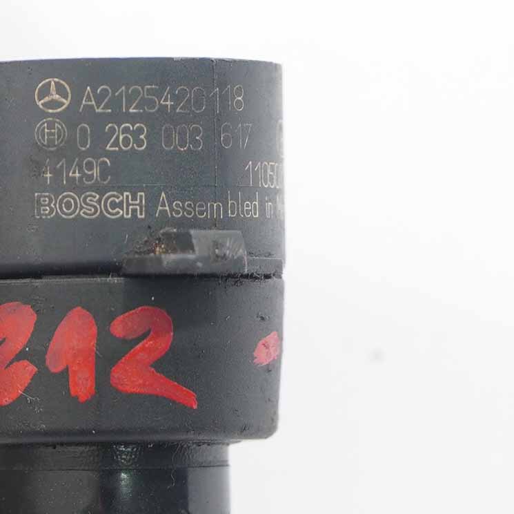 PDC Sensor Mercedes W204 W212 Einparkhilfe vorne Obsidian Schwarz A2125420118