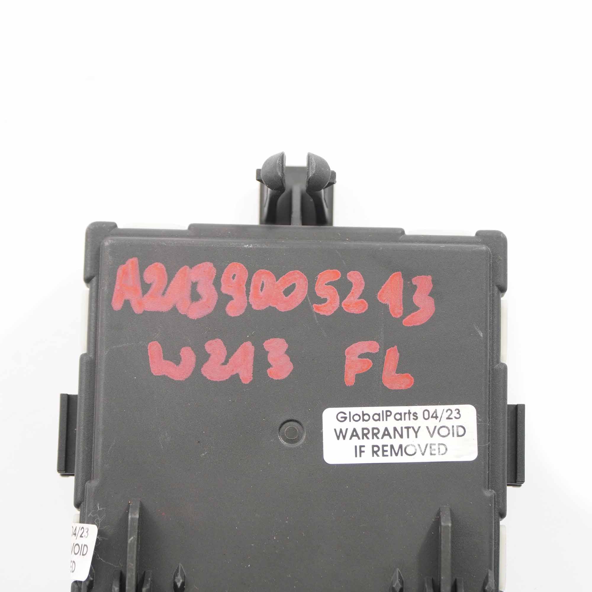 Mercedes W213 Tür modul vorne links Steuergerät A2139004009