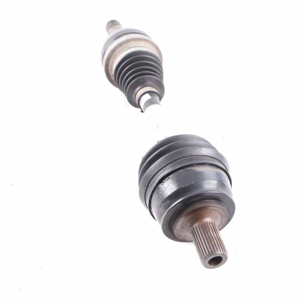 Mercedes W176 W246 OM651 Diesel Antriebswelle vorne links Achse A2463301601