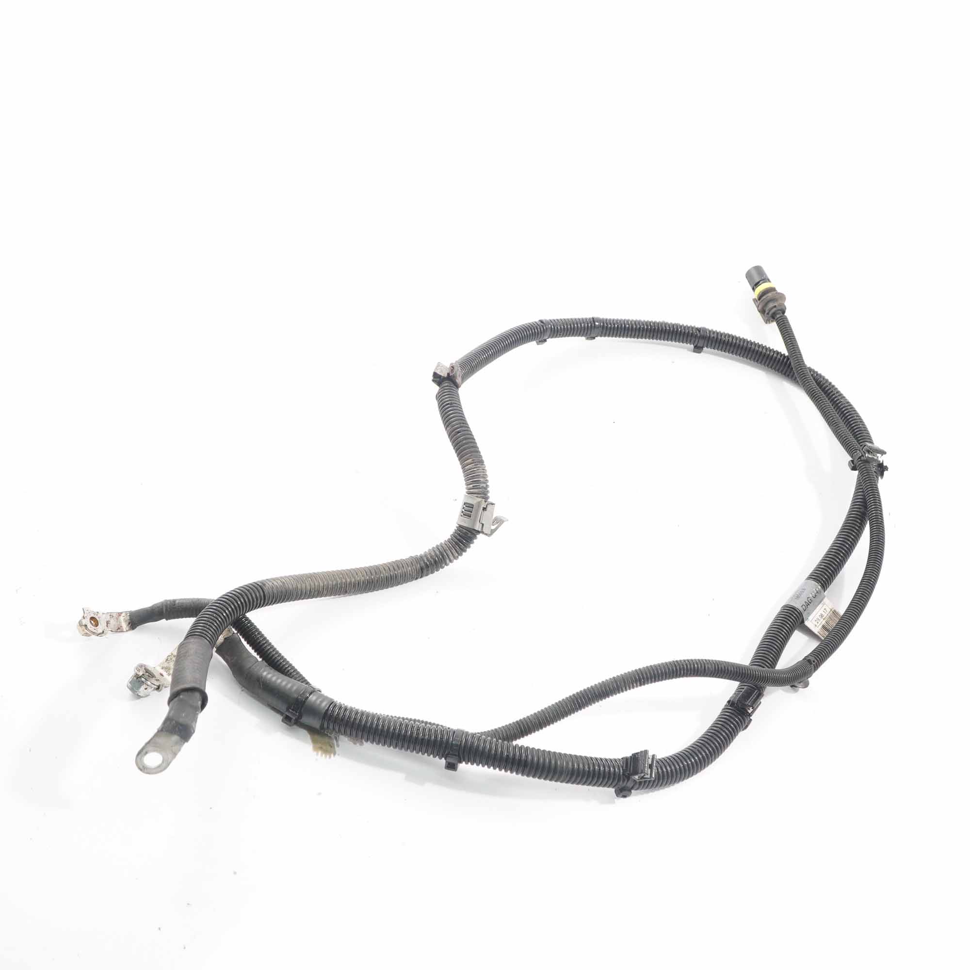 Lichtmaschinenkabel Mercedes W176 OM651 Batterie Vorsicherungskasten A2465400308