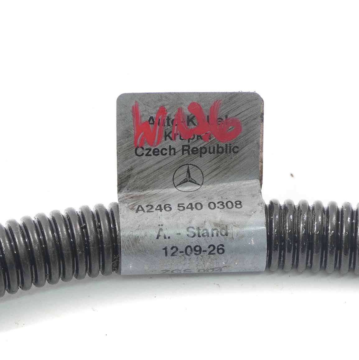 Lichtmaschinenkabel Mercedes W176 OM651 Batterie Vorsicherungskasten A2465400308