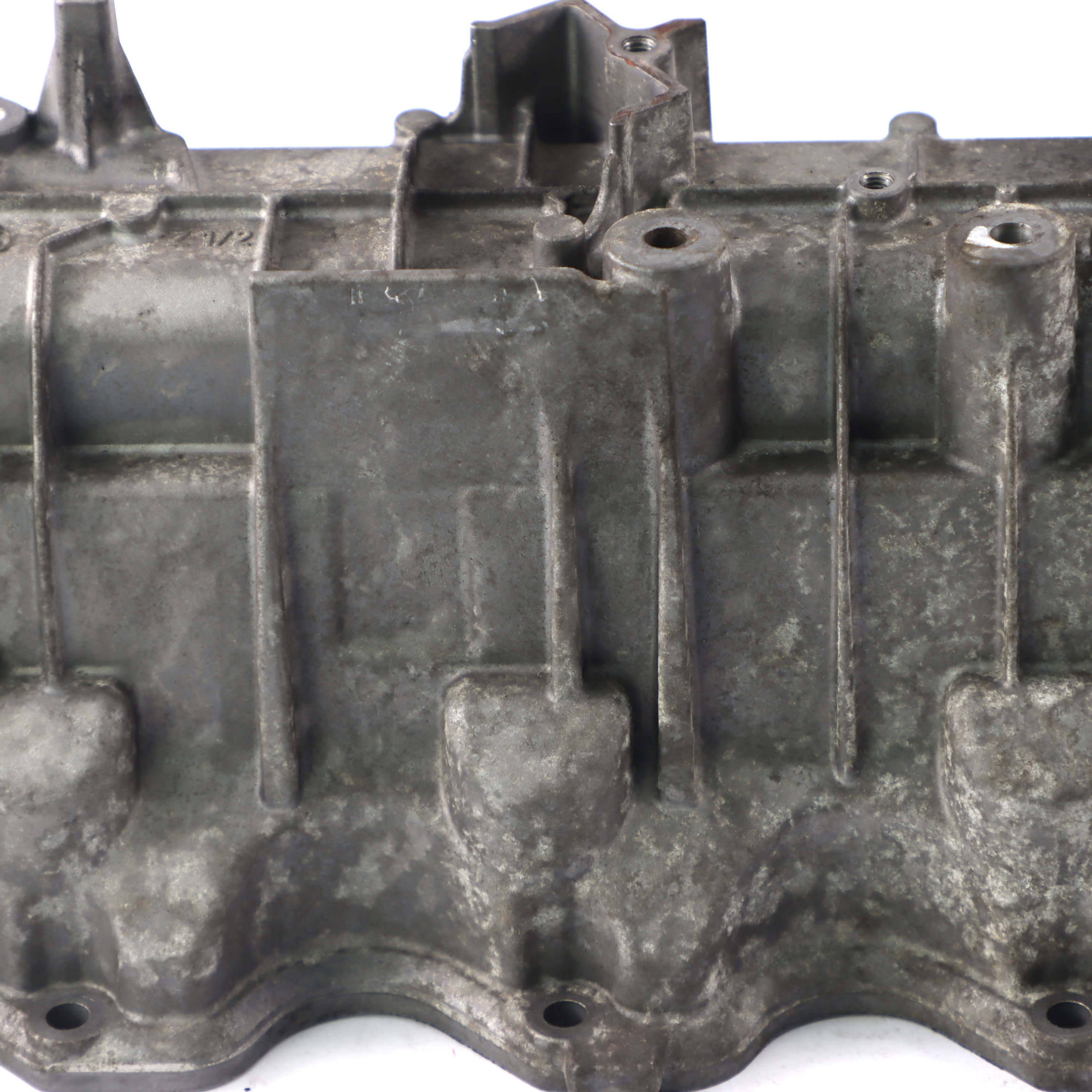 Cover Mercedes W169 Petrol M266 Engine Cylinder Head Valve Cover A2660100630