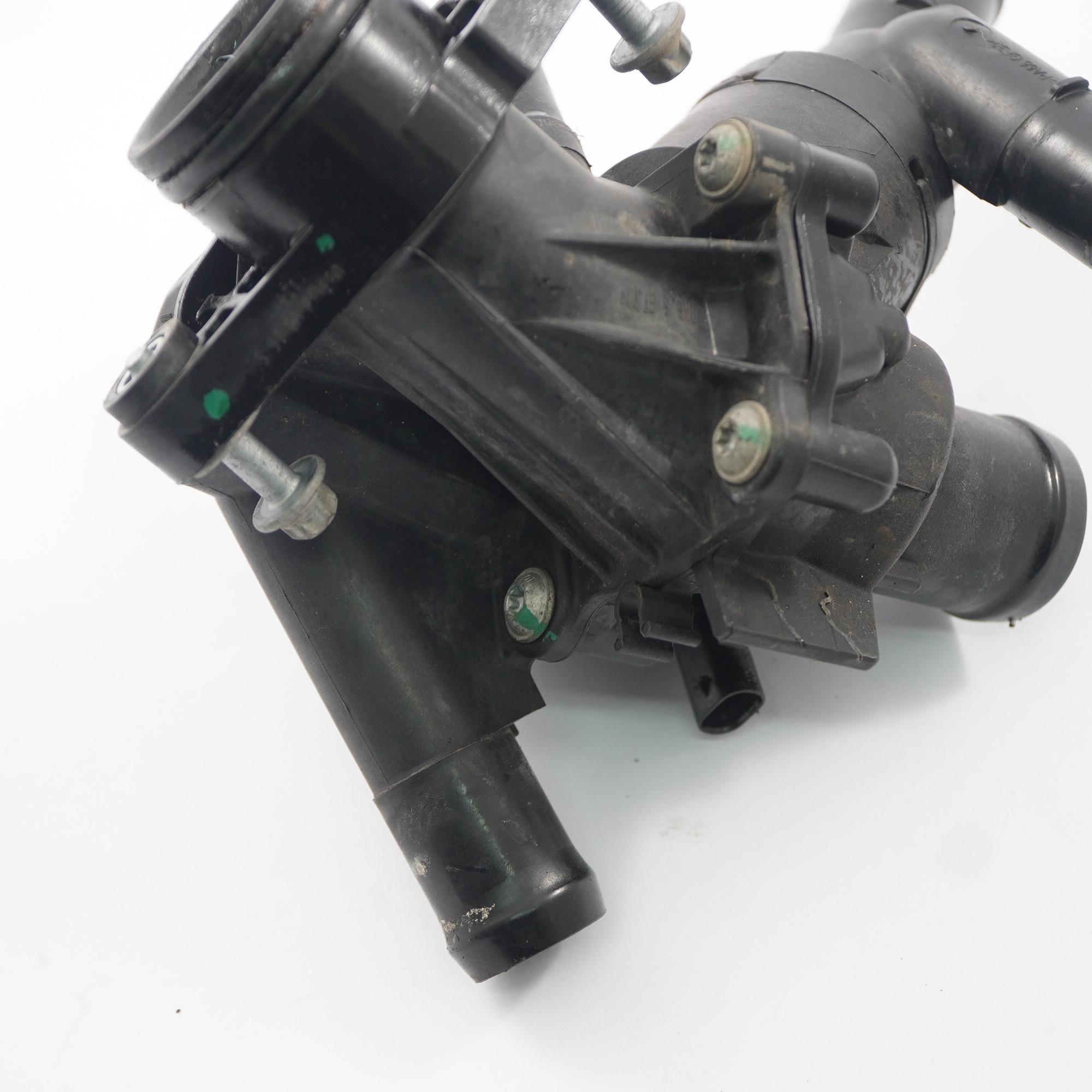 Mercedes C117 W176 W246 M270 Kühlmittel thermostat gehäuse A2702000615