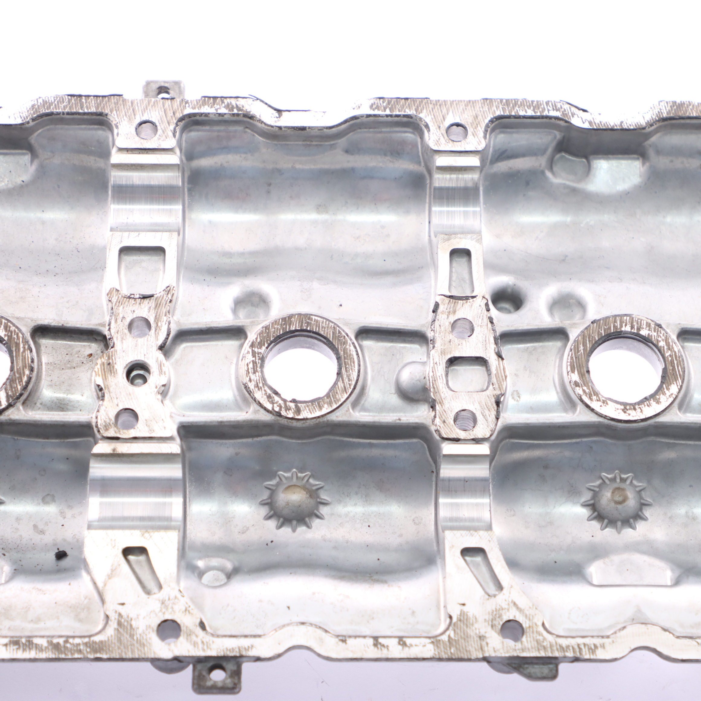 Valve Cover Mercedes W211 Petrol M272 Right O/S Cylinder Head Cover A2720161305