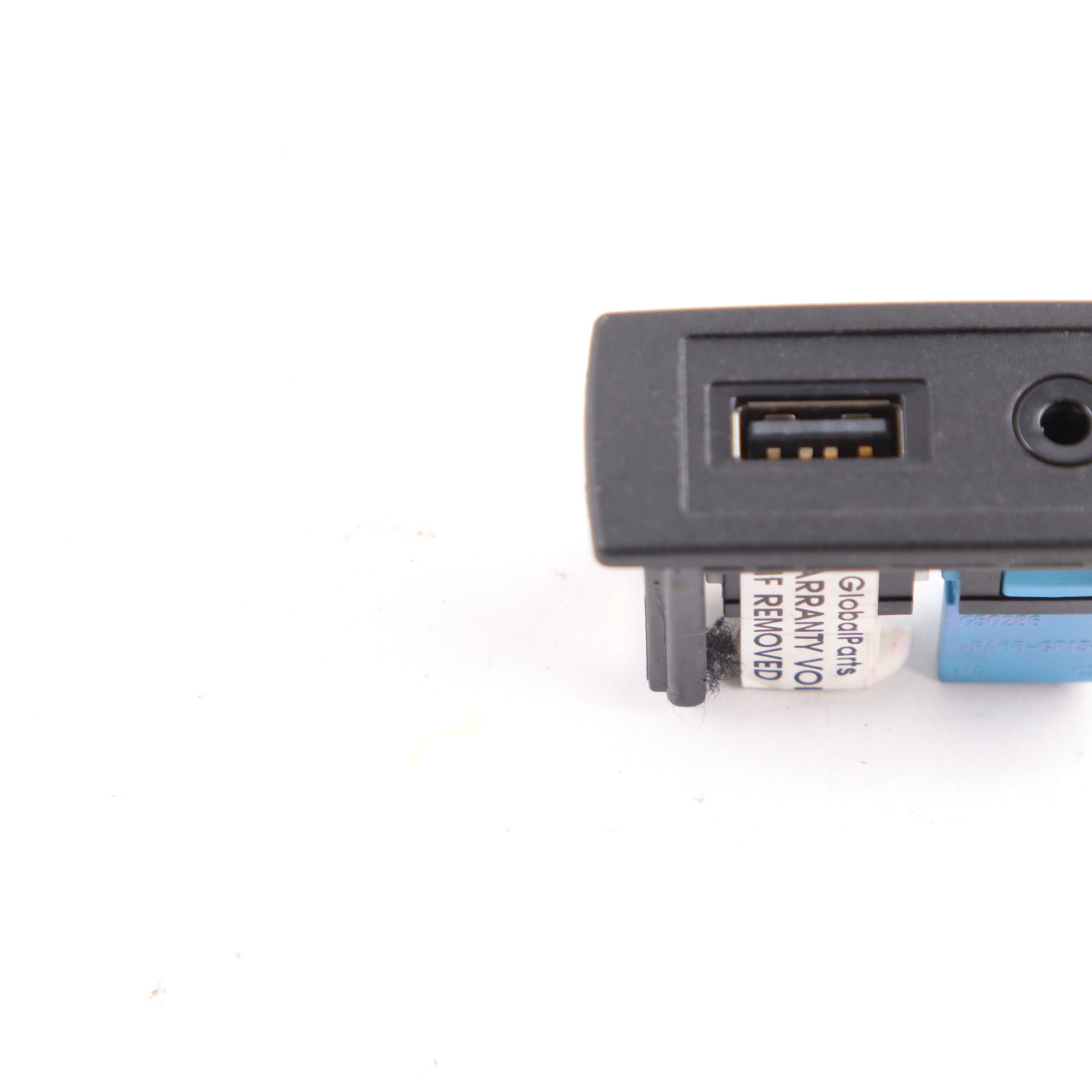 Mercedes Sprinter W906 Stecker AUX USB Adapter Anschlussbuchse A4478200087