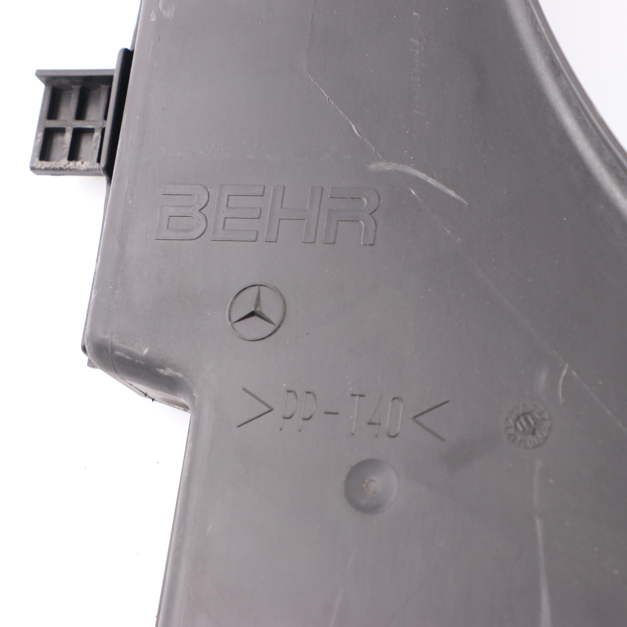 Mercedes Vito W639 OM651 Kühlung Kühler Lüfterhaube Abdeckung Rahmen A6395051855