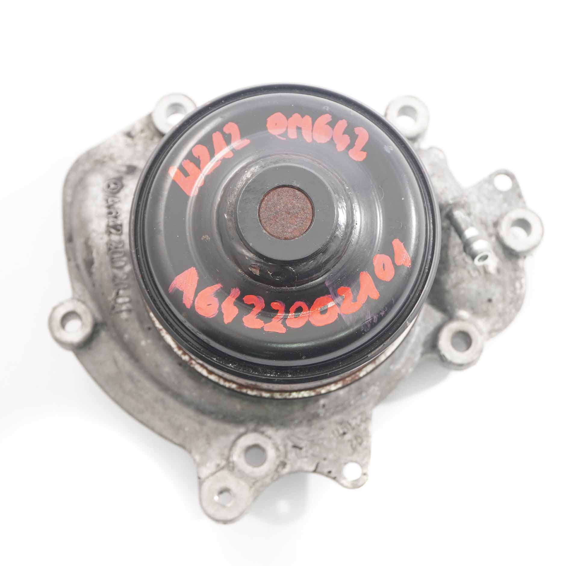 Mercedes W212 OM642 Diesel motor Wasser pumpe Kühlmittel Wasser A6422002101