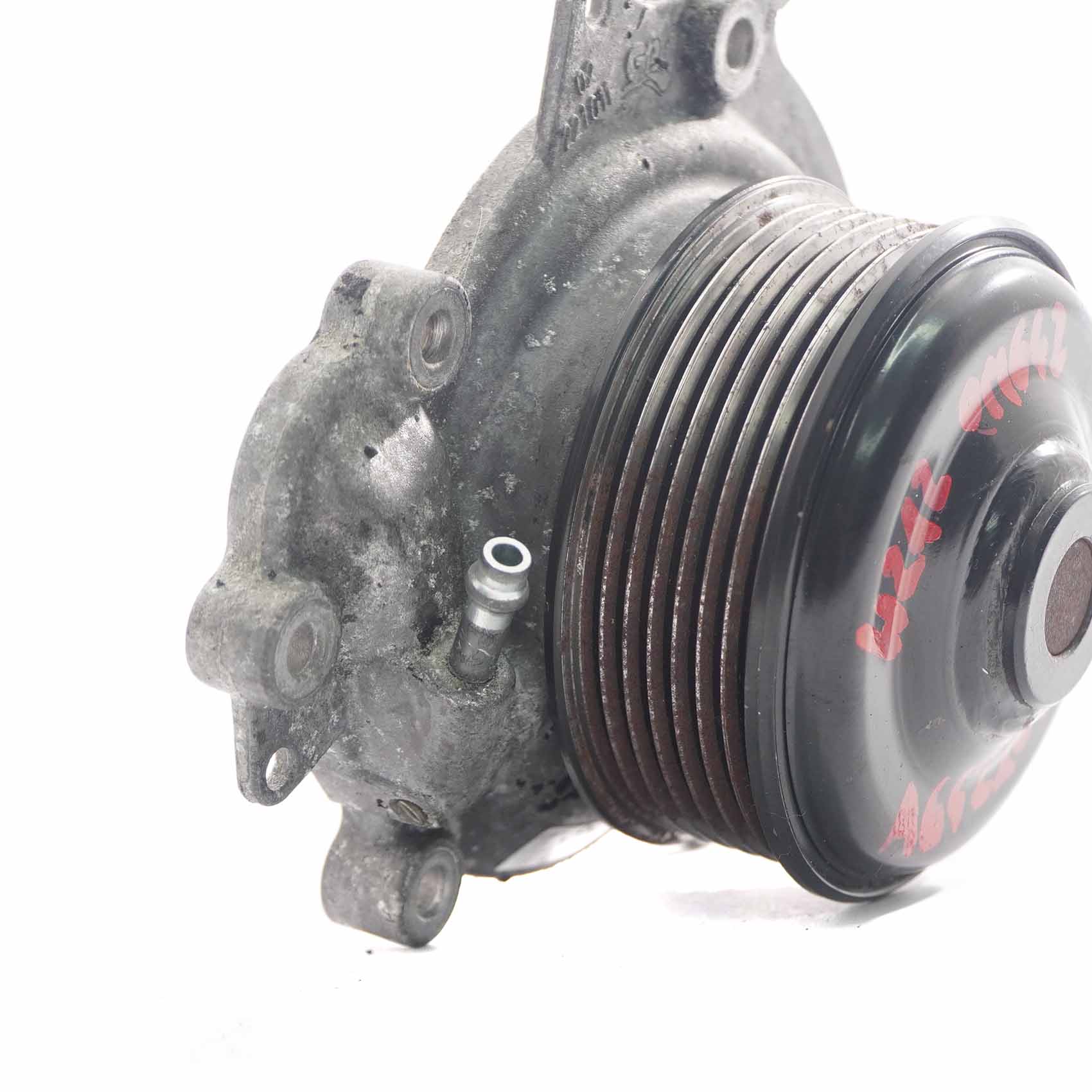 Mercedes W212 OM642 Diesel motor Wasser pumpe Kühlmittel Wasser A6422002101