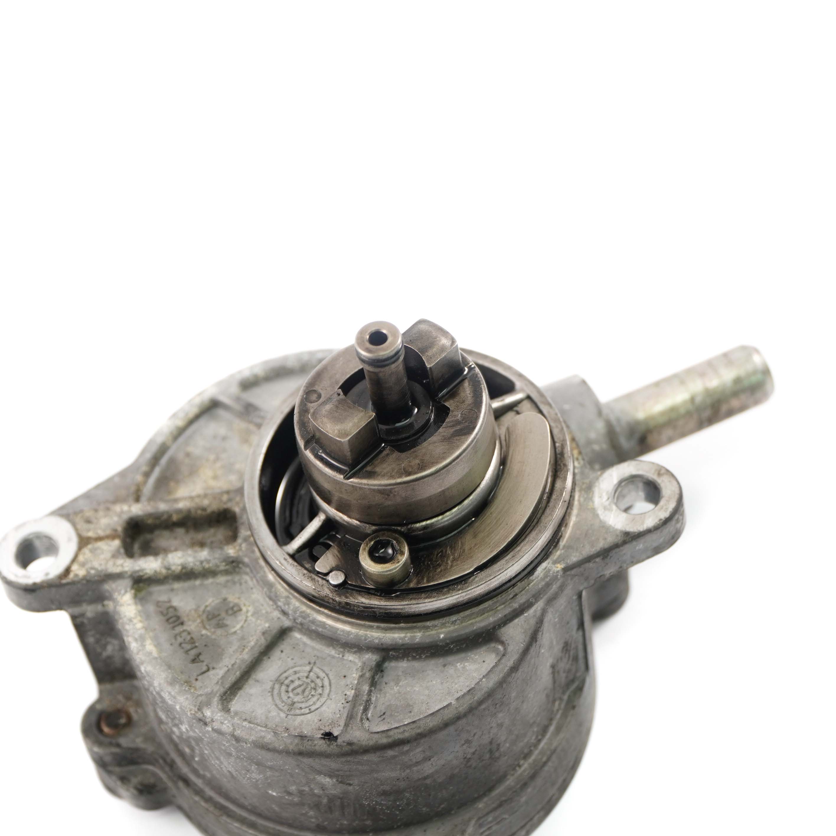 Mercedes-Benz W203 W211 W639 OM646 Diesel Unterdruck Vakuumpumpe A6462300165