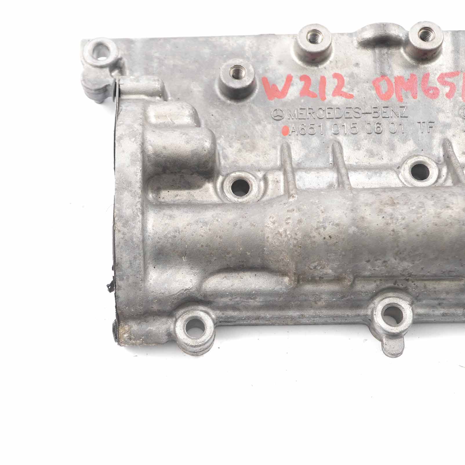 Mercedes W212 Diesel OM651 Motorabdeckung Kopf Endplatte A6510150601