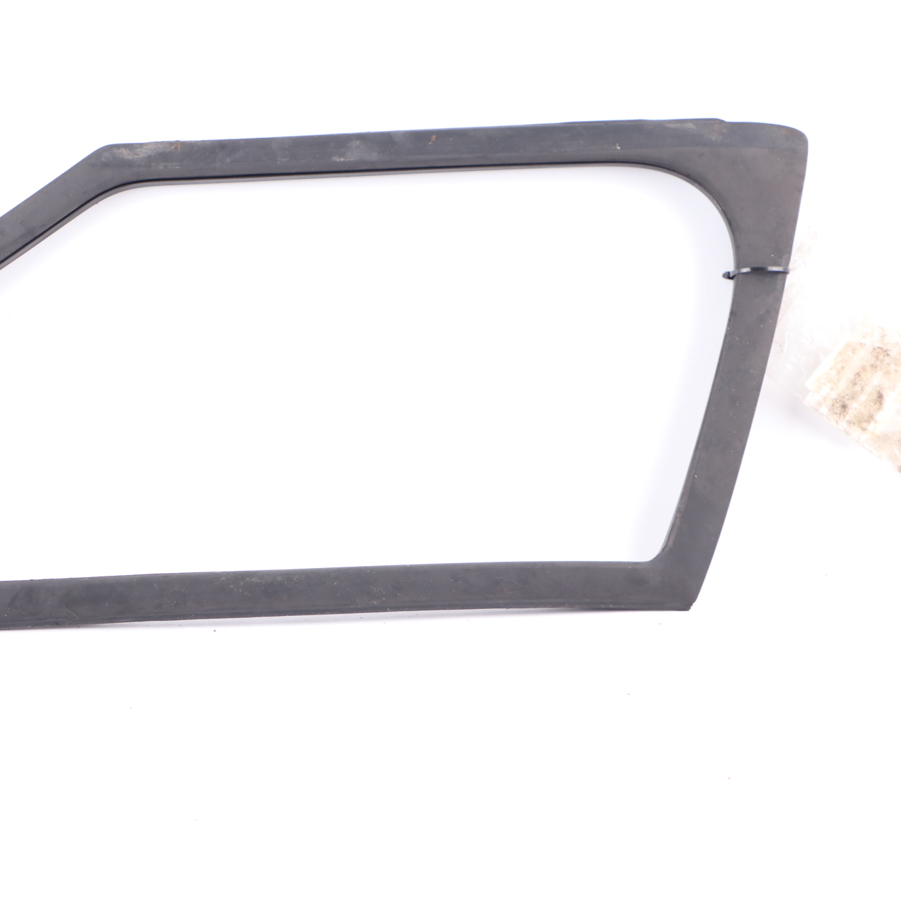 Mercedes-Benz Sprinter W906 Front Left N/S Door Window Seal Gasket A9066711720