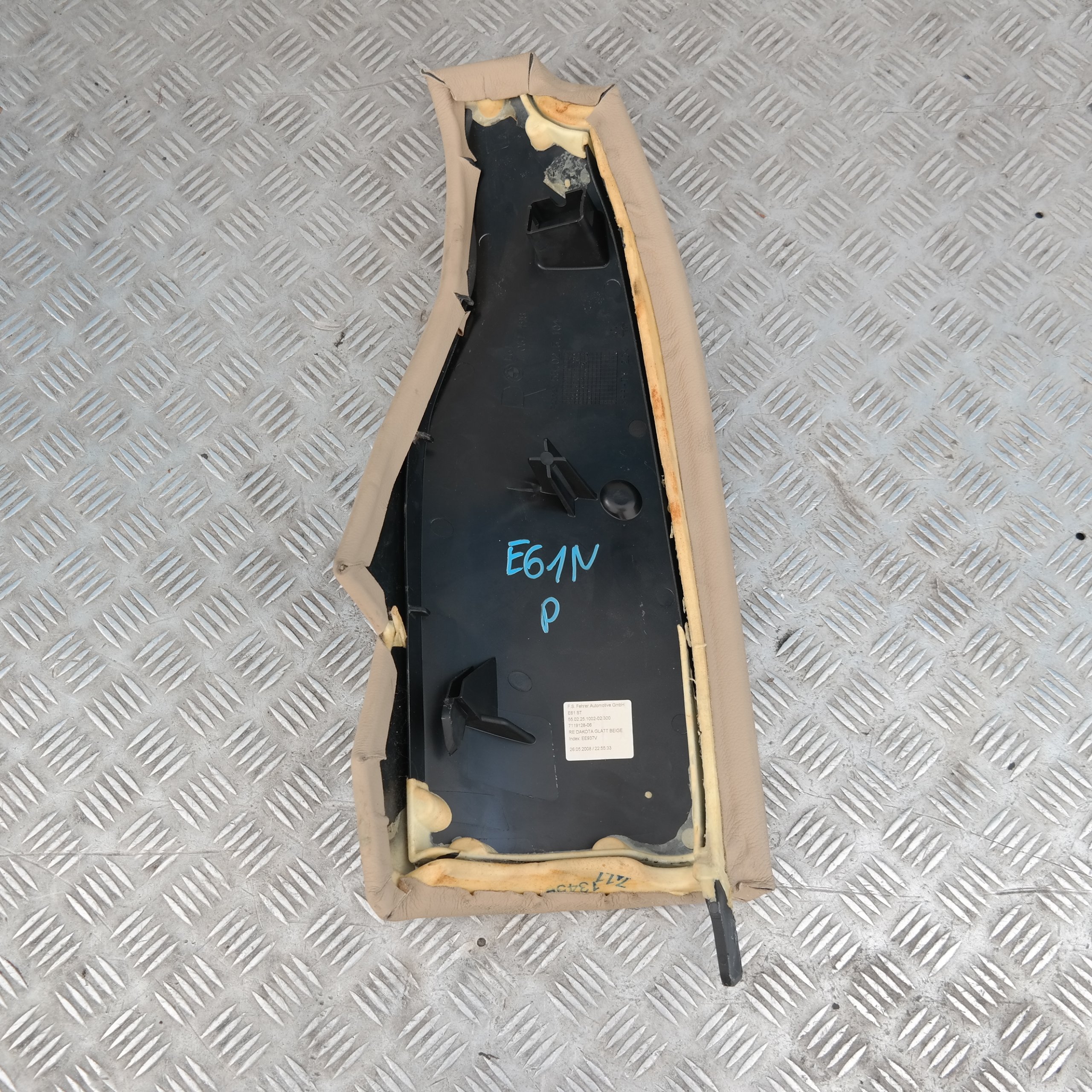 BMW 5 er E61  Sitz Hinten Seitenteil Leder Rechts 7119128