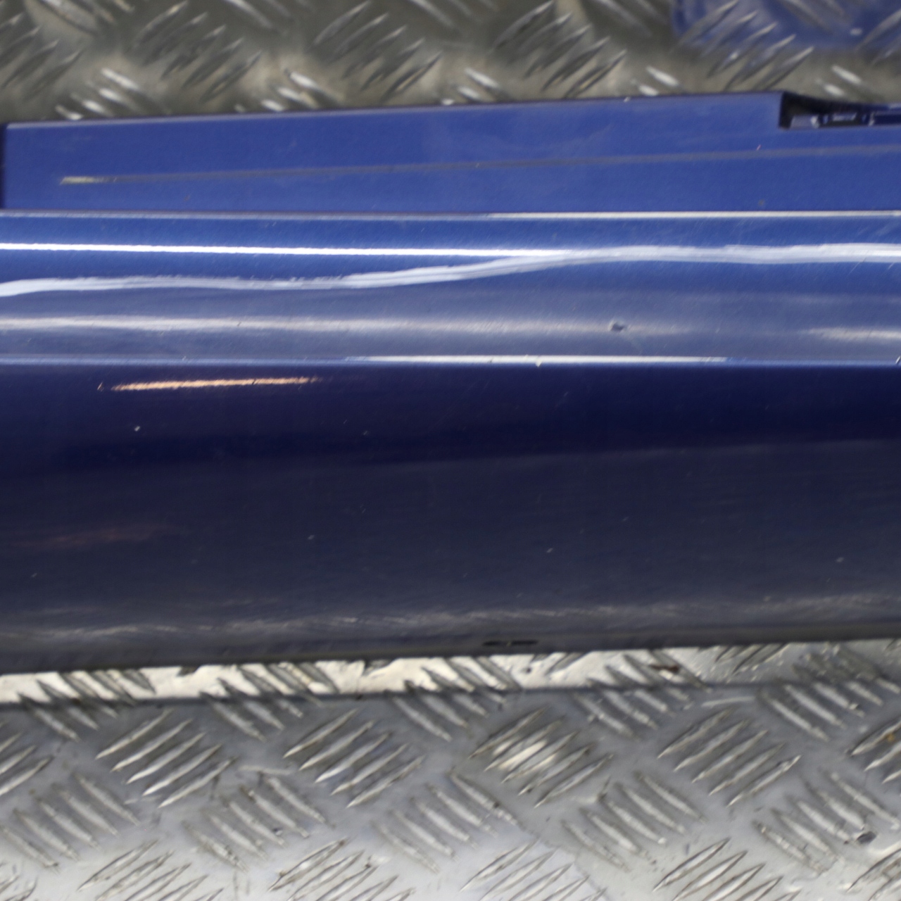 BMW 1 E87 LCI 4 M Sport Sill Strip Side Skirt Right O/S Le Mans Blue - 381